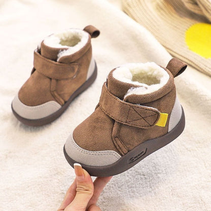 BrightSprout™ Infant Winter Boots – Plush and Soft Sole Baby Snow Shoes